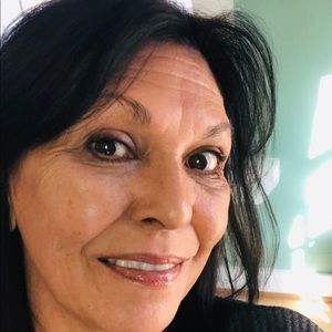 Meet your Posher, Roberta